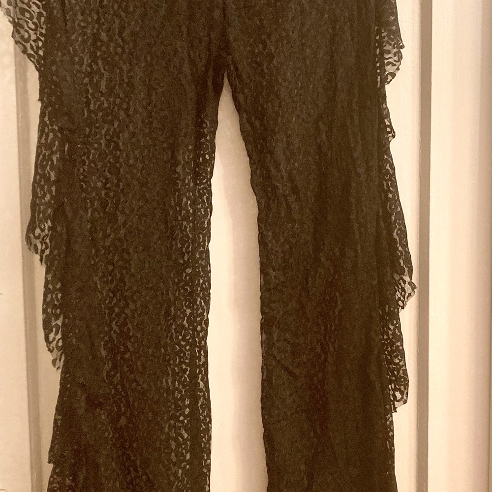 Black side Ruffle Pants